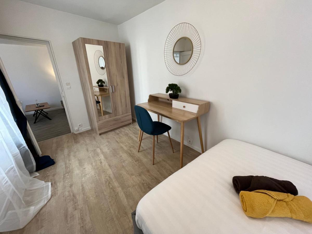 Apartamento Le Voltaire Melun Exterior foto