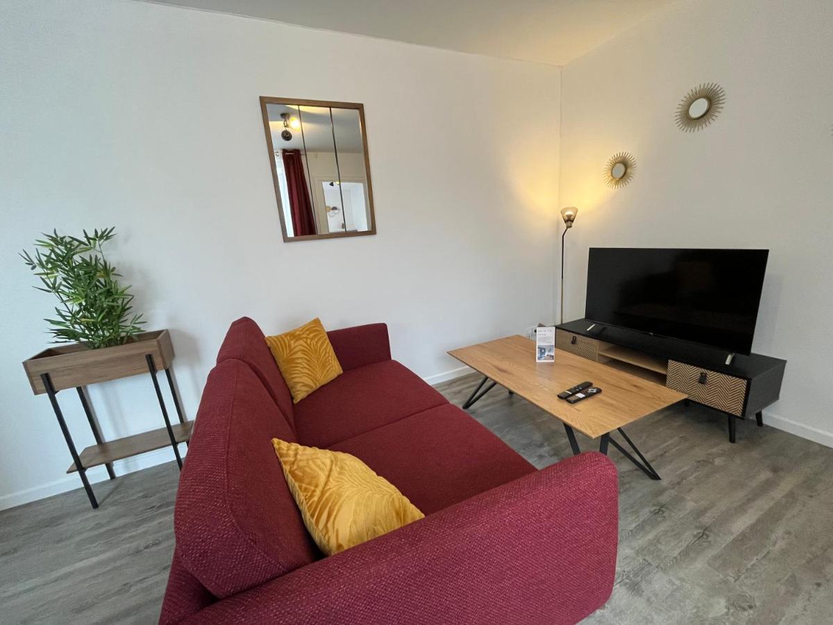 Apartamento Le Voltaire Melun Exterior foto