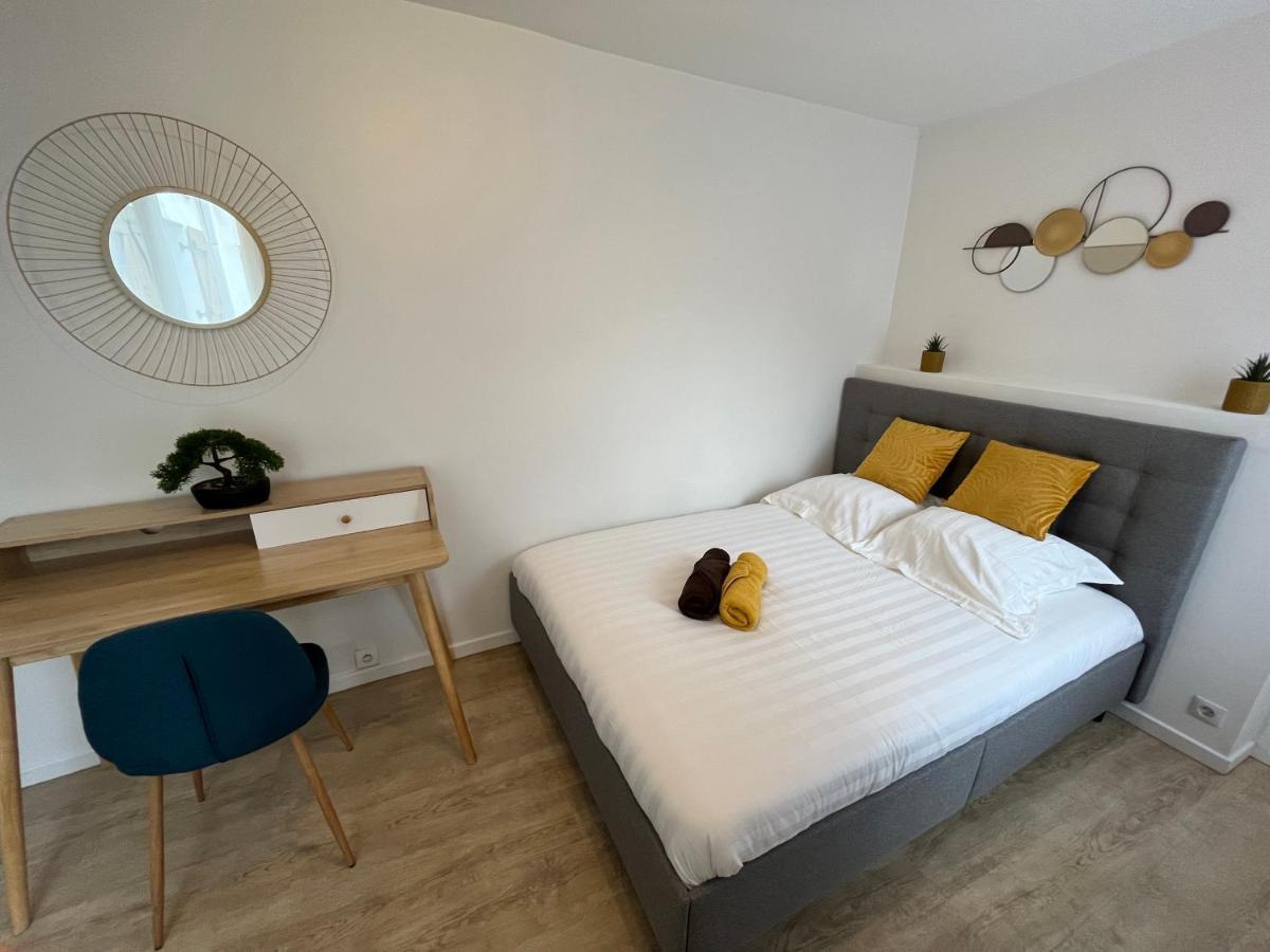Apartamento Le Voltaire Melun Exterior foto